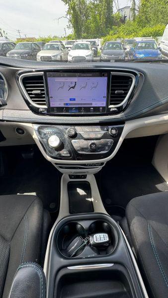 2021 Chrysler Pacifica Touring