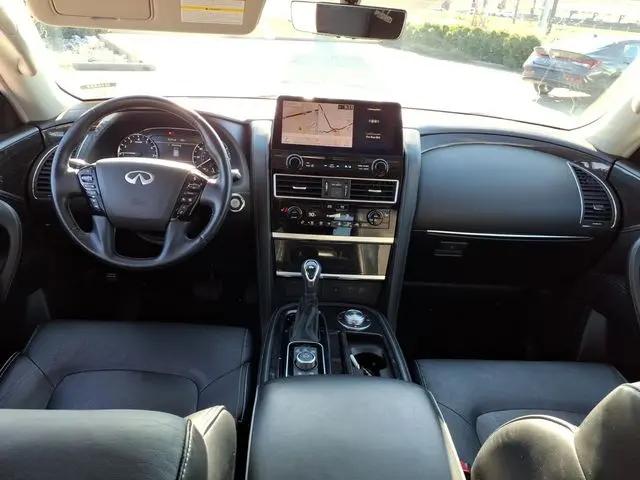 2024 INFINITI QX80 LUXE AWD