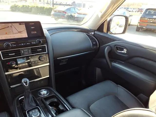 2024 INFINITI QX80 LUXE AWD