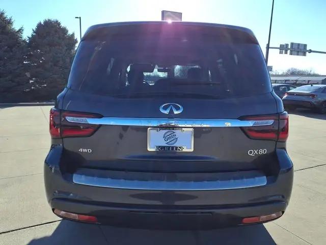 2024 INFINITI QX80 LUXE AWD