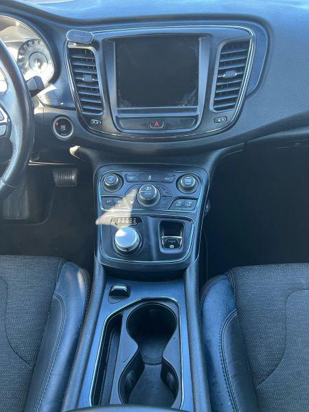 2016 Chrysler 200 S