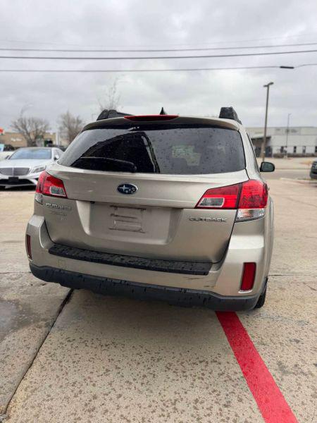 2014 Subaru Outback 2.5i Limited