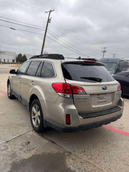 2014 Subaru Outback 2.5i Limited