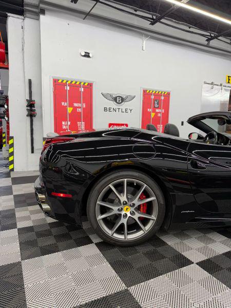 2010 Ferrari California Base