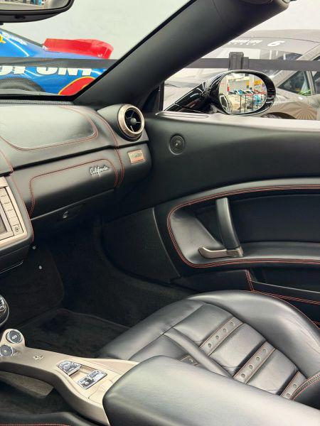 2010 Ferrari California Base