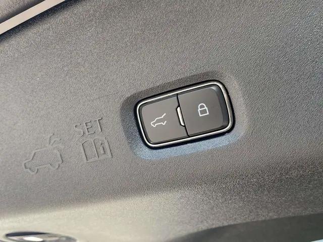 2026 Ford Expedition Max Active MAX