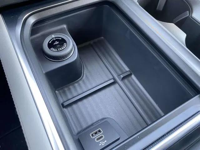 2026 Ford Expedition Max Active MAX