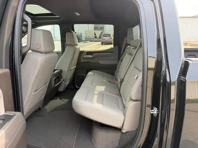 2026 GMC Sierra 1500 Crew Cab, Short Bed, SLT, 4WD