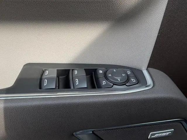 2026 GMC Sierra 1500 Crew Cab, Short Bed, SLT, 4WD