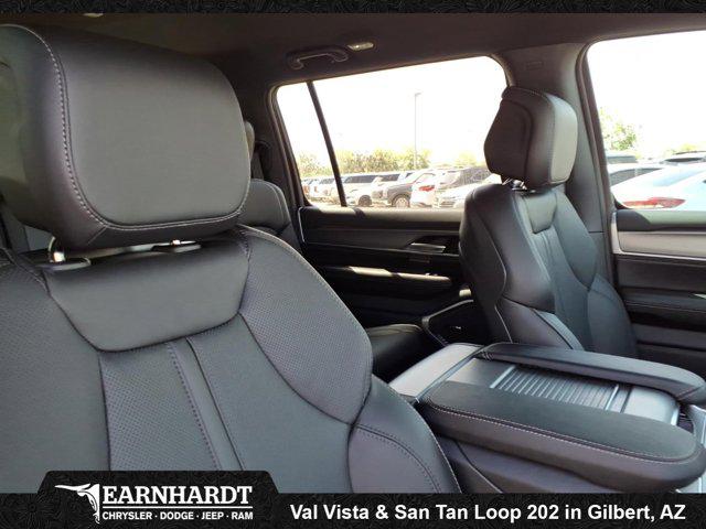 2026 Jeep Grand Wagoneer 4x2