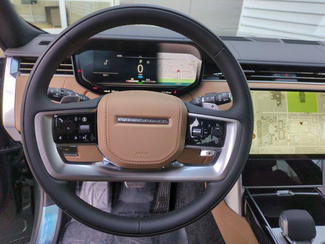 2026 Land Rover Range Rover P550e SE