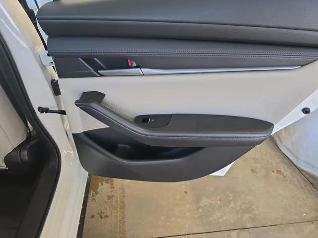 2026 Mazda Mazda3 2.5 S Preferred