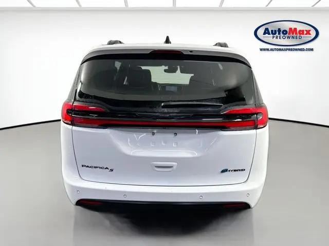 2024 Chrysler Pacifica Hybrid Premium S Appearance Pkg