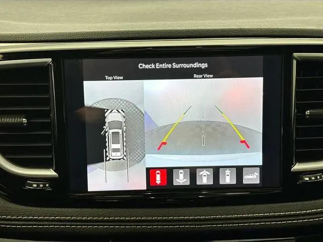 2024 Chrysler Pacifica Hybrid Premium S Appearance Pkg