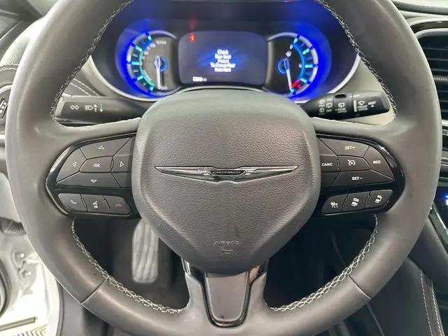 2024 Chrysler Pacifica Hybrid Premium S Appearance Pkg