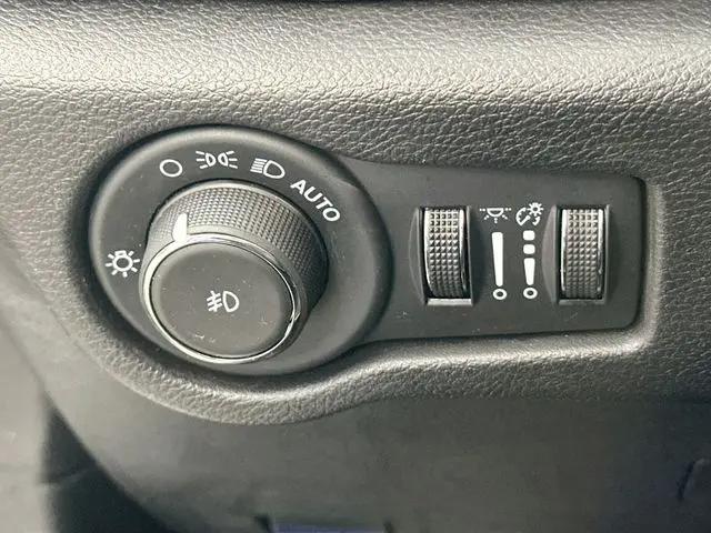 2024 Chrysler Pacifica Hybrid Premium S Appearance Pkg
