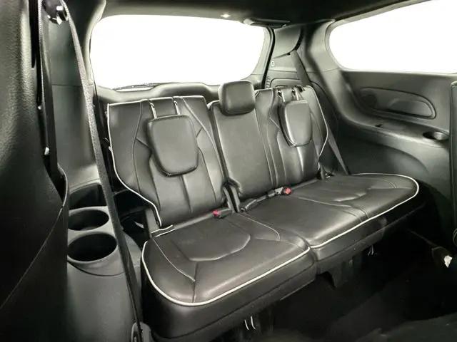 2024 Chrysler Pacifica Hybrid Premium S Appearance Pkg