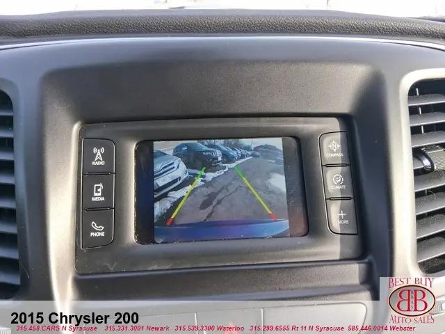 2015 Chrysler 200 Limited