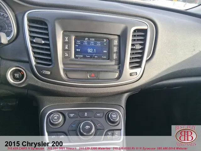 2015 Chrysler 200 Limited