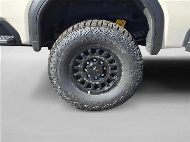 2026 GMC Sierra 2500HD Crew Cab, Standard Bed, AT4X, 4WD