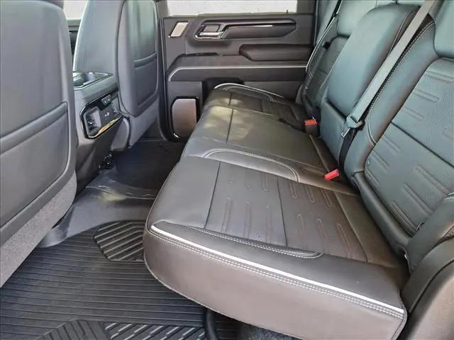 2026 GMC Sierra 2500HD Crew Cab, Standard Bed, AT4X, 4WD