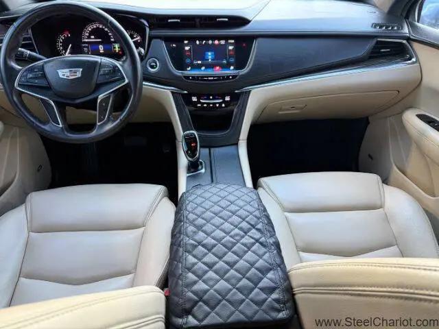 2017 Cadillac XT5 Standard