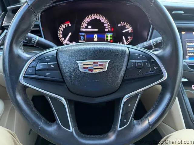 2017 Cadillac XT5 Standard