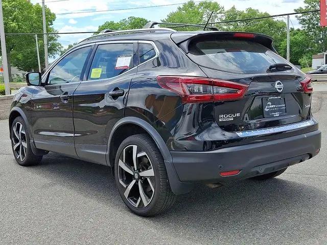 2022 Nissan Rogue Sport SL AWD Xtronic CVT