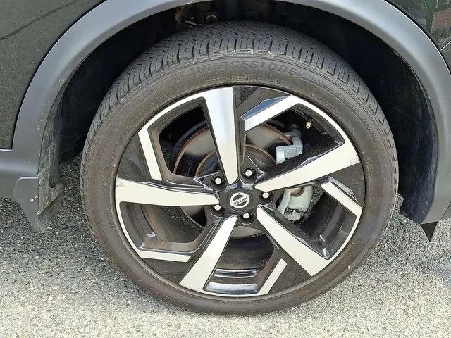 2022 Nissan Rogue Sport SL AWD Xtronic CVT