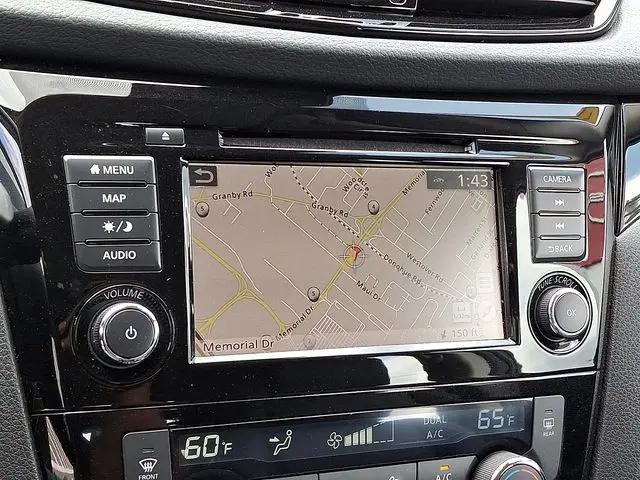 2022 Nissan Rogue Sport SL AWD Xtronic CVT