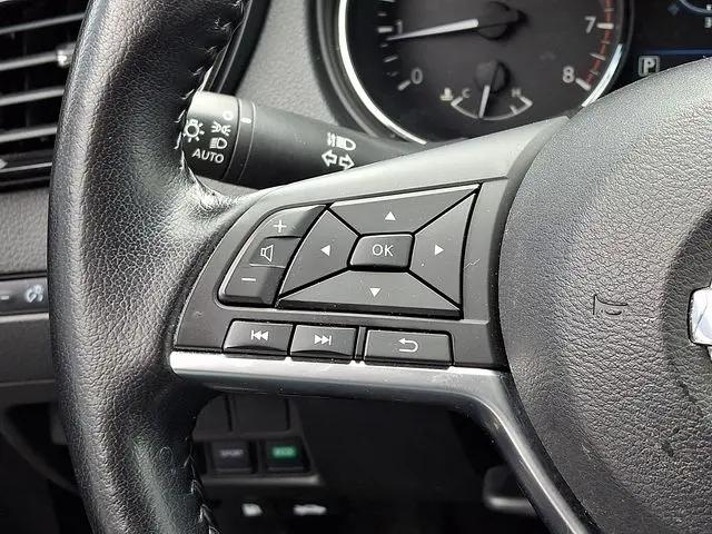2022 Nissan Rogue Sport SL AWD Xtronic CVT