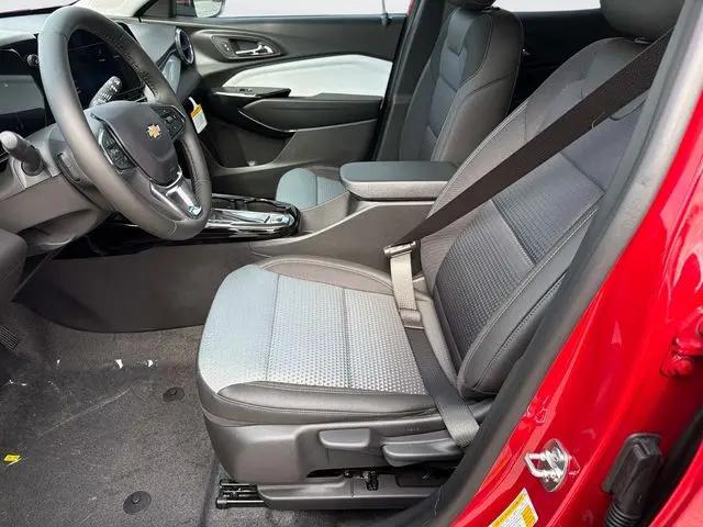 2026 Chevrolet Trax FWD LT