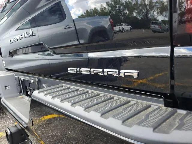 2026 GMC Sierra 2500HD Crew Cab, Standard Bed, Denali, 4WD