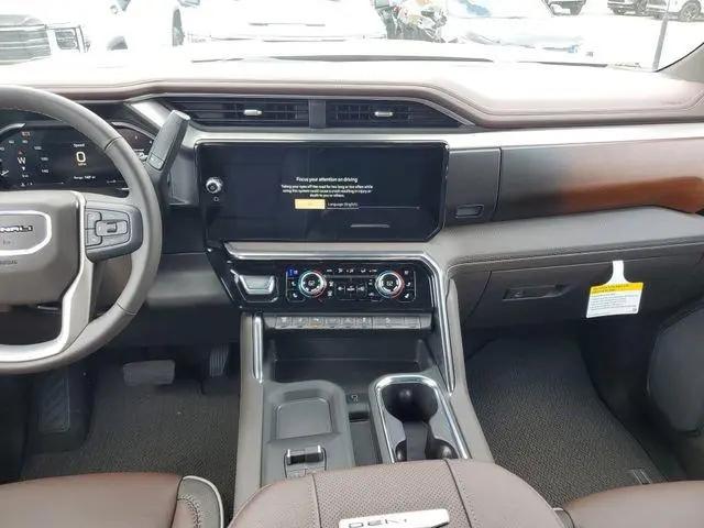 2026 GMC Sierra 2500HD Crew Cab, Standard Bed, Denali, 4WD