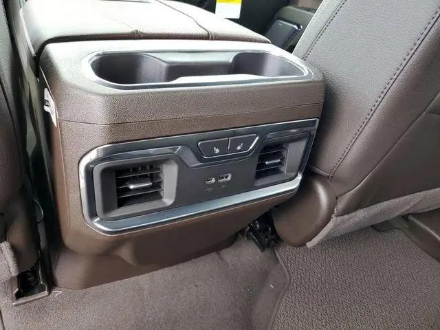 2026 GMC Sierra 2500HD Crew Cab, Standard Bed, Denali, 4WD
