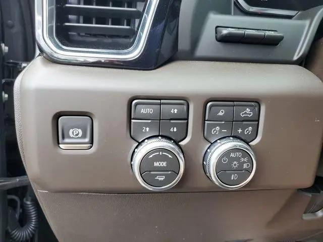 2026 GMC Sierra 2500HD Crew Cab, Standard Bed, Denali, 4WD