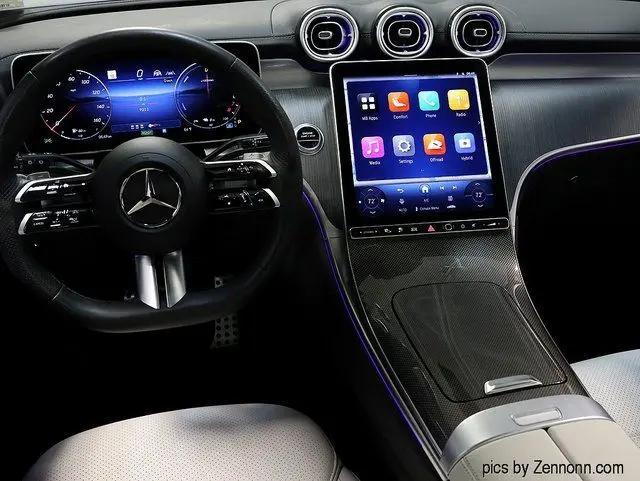 2025 Mercedes-Benz GLC 350e 4MATIC