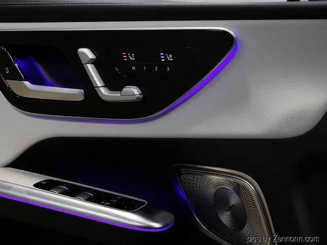 2025 Mercedes-Benz GLC 350e 4MATIC