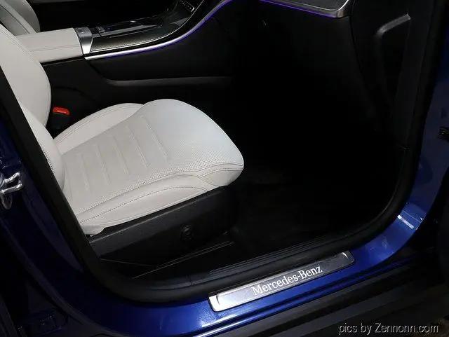 2025 Mercedes-Benz GLC 350e 4MATIC