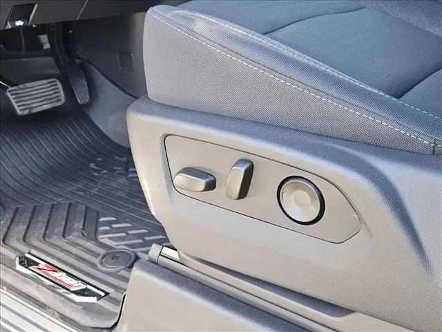 2026 Chevrolet Silverado 1500 4WD Crew Cab Short Bed LT Trail Boss