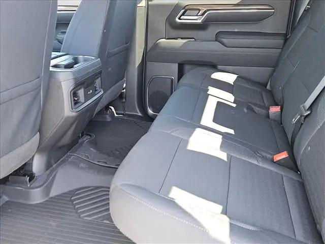 2026 Chevrolet Silverado 1500 4WD Crew Cab Short Bed LT Trail Boss