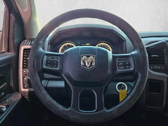 2017 Ram 3500 Tradesman Crew Cab 4x2 8' Box