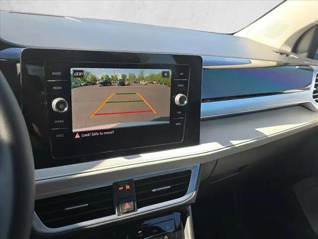 2026 Volkswagen Taos SE