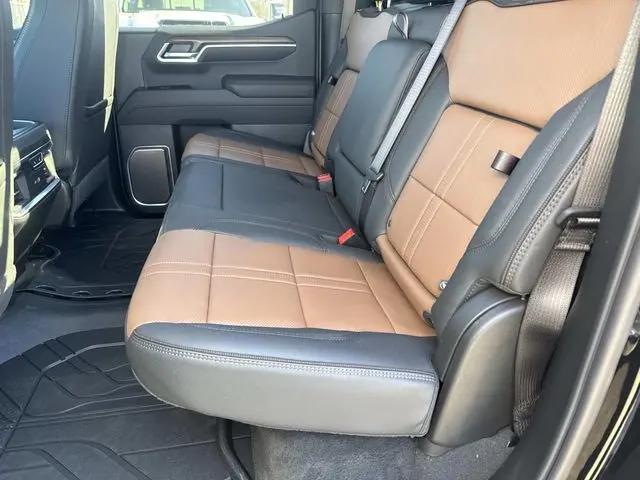 2026 Chevrolet Silverado 1500 4WD Crew Cab Short Bed High Country