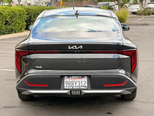 2025 Kia K4 LXS
