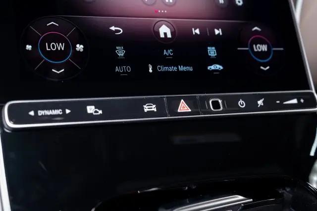 2026 Mercedes-Benz E-CLASS E 300 CLE 300