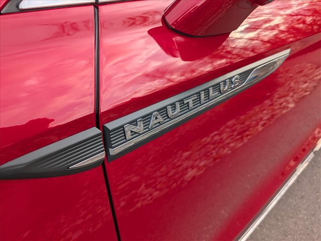 2021 Lincoln Nautilus Reserve