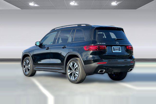 2026 Mercedes-Benz GLB 250