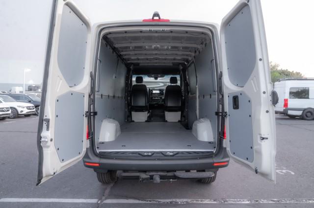 2025 Mercedes-Benz Sprinter 2500 Standard Roof 4-Cyl Diesel HO