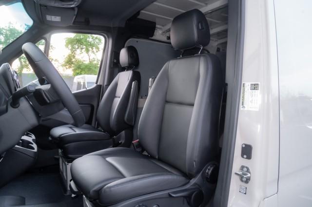 2025 Mercedes-Benz Sprinter 2500 Standard Roof 4-Cyl Diesel HO